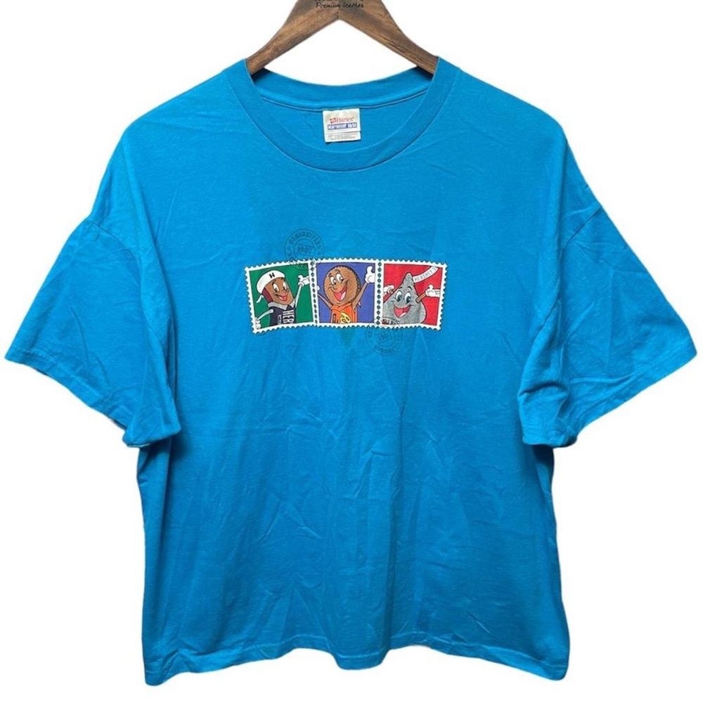 Hershey’s Chocolate short sleeve crewneck park chocolate world character T-shirt